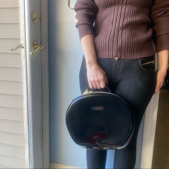 Lancôme Paris Faux Patent Leather Makeup Case NWOT - Picture 9 of 10